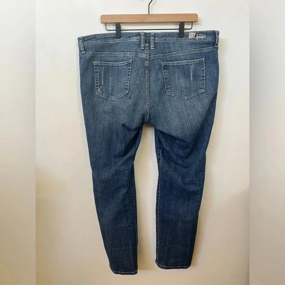 Kut From the Kloth Sz 16 Celine Slouchy Boyfriend Jeans Distressed Medium Wash - Picture 7 of 11
